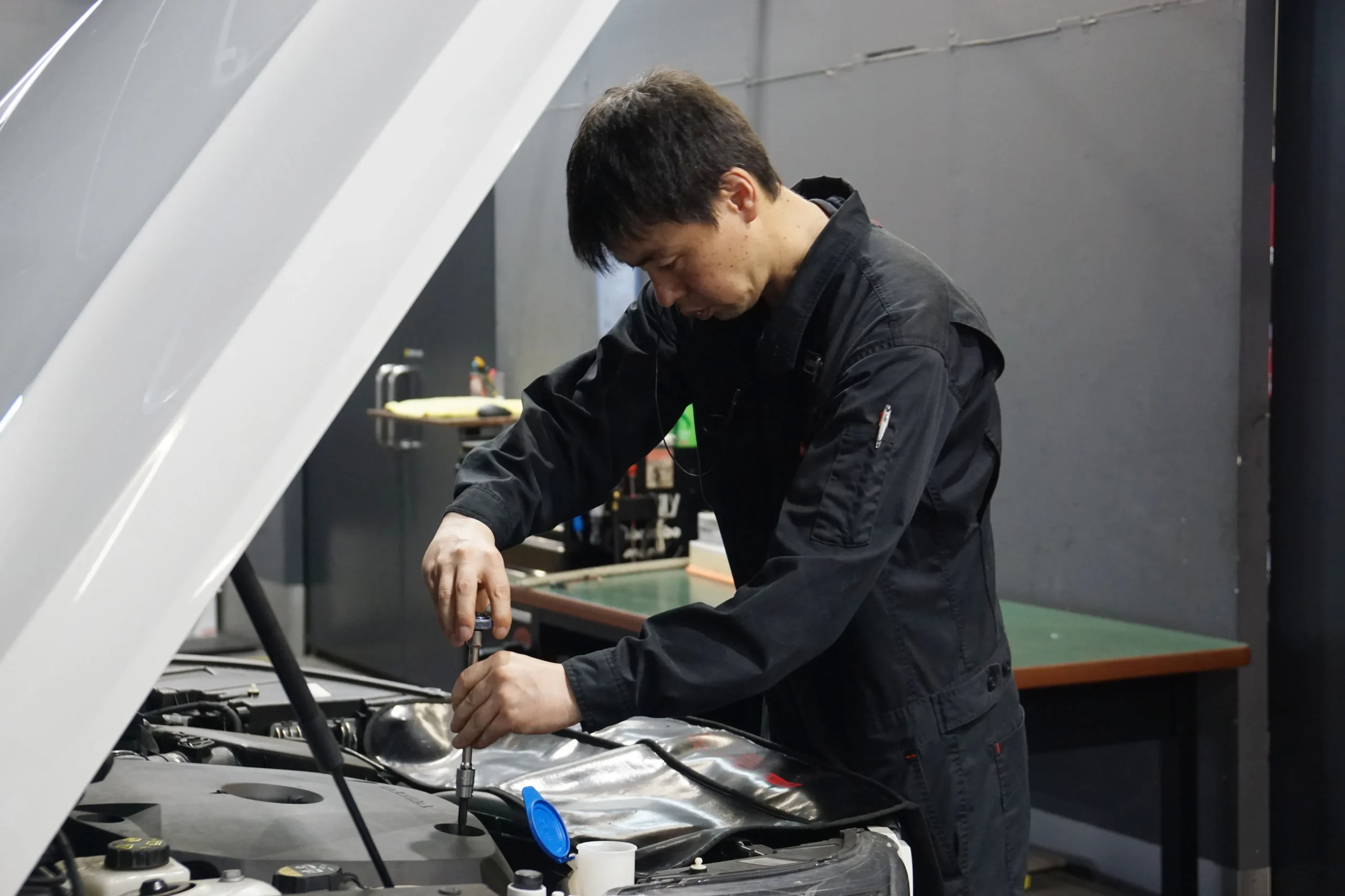はじめに、御社の事業と土屋様の役割について教えてください。