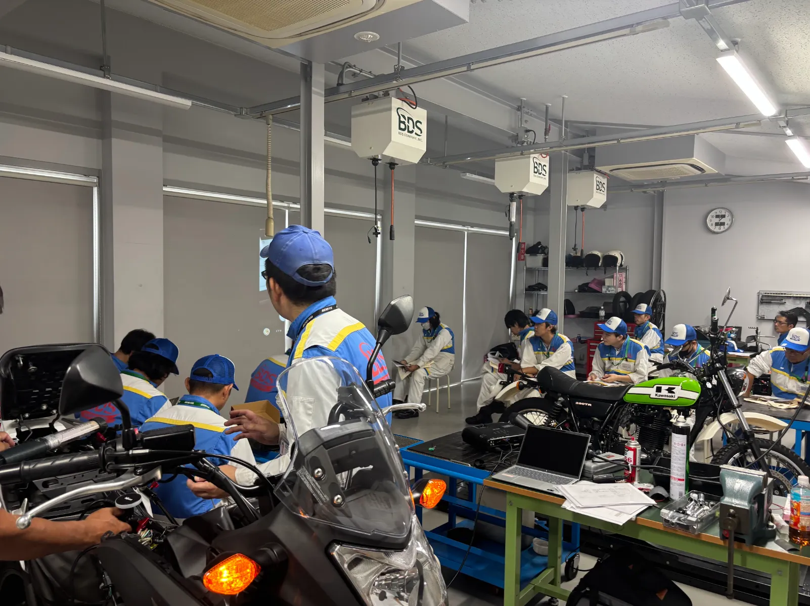 BDS様の講習「テクニカルスクール」でバイク診断機「M70 MOTO」をご活用いただきました